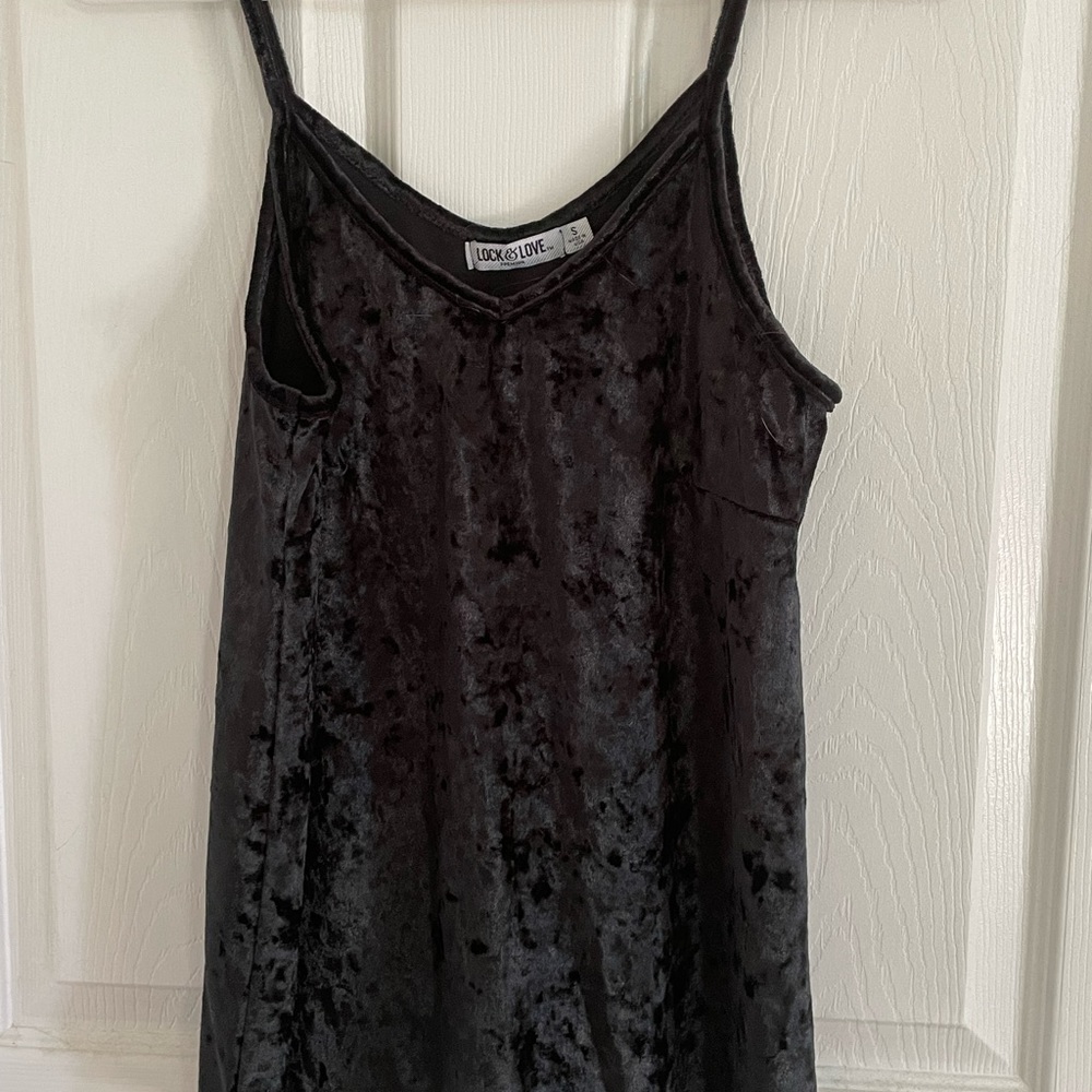 Lock & Love crushed velvet tank top - size S
